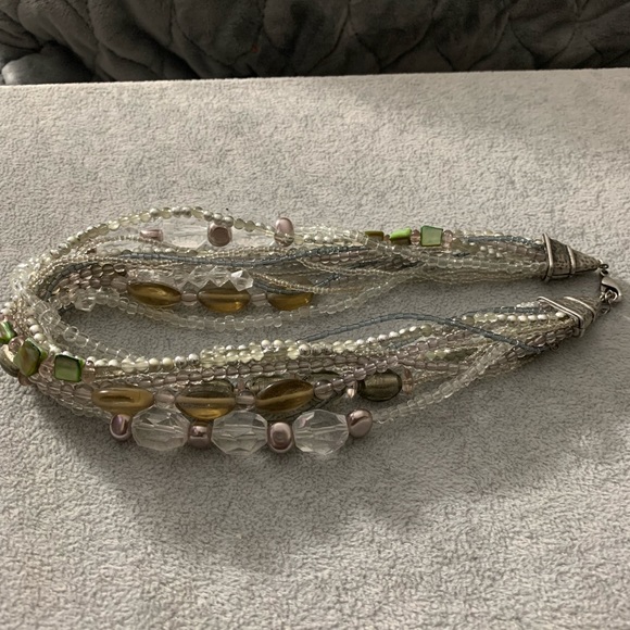 Beaded necklace approx. 9” with an extender to make longer. - Picture 4 of 5